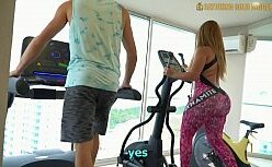 Cam 4 brasil tubundas jovem linda gozando no pau duro do rapaz