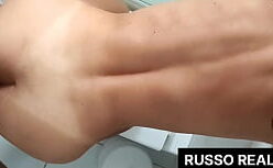 Samba porno negra magrinha aguentando pica grande