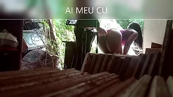 Video da morena cavalona dando o seu cu e sua buceta