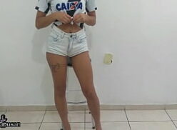 Amor estranho amor pornô caseiro comendo essa linda safada