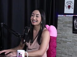 Edna samara transando com o irmão