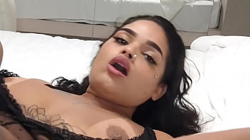 Marcelly melo sexo com negra dando a buceta