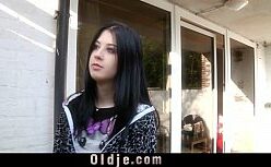 Buceta velhas da vadia cavalgando na pica do vizinho