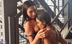 Comeu a gostosa e gozou na boca