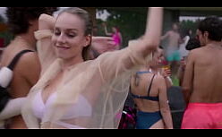 Ester expósito nua mostrando a bunda na cam