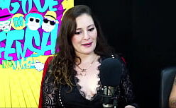 Foxy sgh pelada tomando no cuzinho