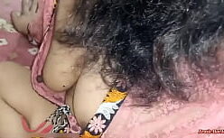 Ind rodrigues nua mostrando o cuzinho na suruba