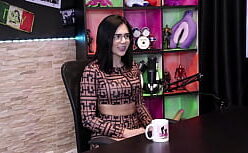 Lary cubas nua sendo arrombada pelo namorado