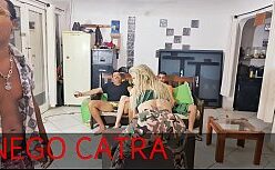 Madu azevedo nua e deu uma gozada dentro