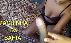 Mini moca sex magrinha puta gostosa fodendo com seu parceiro dotado