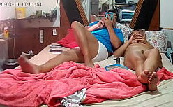 Natalia pelada gostosona sendo fodida no cu