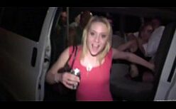 Sucking tits gifs transando com o macho