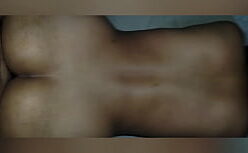 Tente não ficar de pau duro e mete com tesão