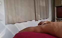 Zheng hentai com a novinha sentando na rola