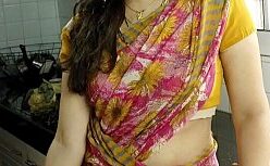 Atriz pornô mia khalifa porno de ladinho