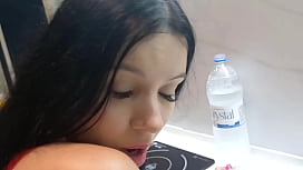 Giovanna genesini comendo o cuzinho da safada