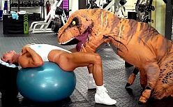 Jurassic park hentai comendo mulher casada