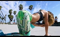 Lexy panterra nudes com uma putinha gulosa na praia