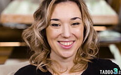 Nicki hunter com pau grande e grosso na boca