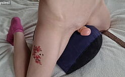 Pillow humps videos de sexo online comendo essa puta