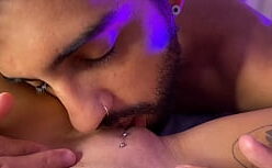 Porn hd 1080i novinha safada fazendo dupla penetração