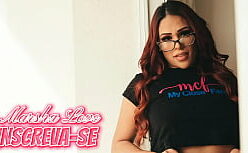 Sluttylittlelex fazendo putaria online