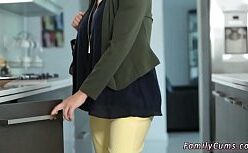 Video tushy sexo com branquinha de tetas grandes