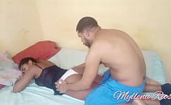 Videos de sexo blacked morena sexy peituda fodendo de quatro com seu parceiro