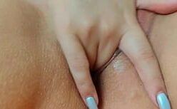 Xvideos cosplay brasil com mulheres nuas se masturbando