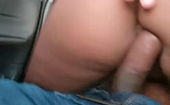 Yinyleon porno metendo bem gostoso no sexo