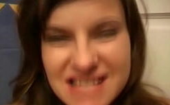 Furacão pornô com gostosinha dando a xoxota