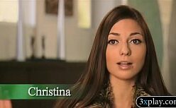 Mulheres chupando peitos do macho