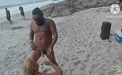 Nudismo praia sexo online em HD com loira peituda