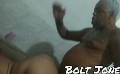 Porni bom com mulher dando o cu