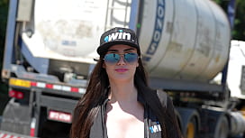 Victoria camargou o cu da novinha