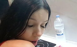 Xvideosporno gratuito comendo o cuzinho da novinha safada